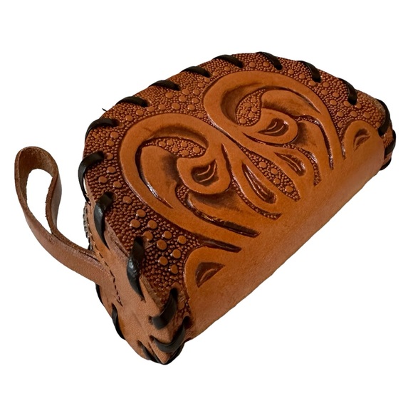 Hand Tooled Leather Coin Purse - Picture 2 of 6